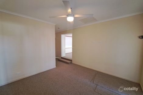 Property photo of 2/486 Kotthoff Street Lavington NSW 2641