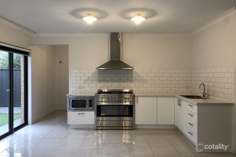 Property photo of 66 Vibrandia Way Truganina VIC 3029