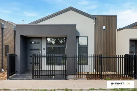 3 Biota Walk, Weir Views, VIC 3338