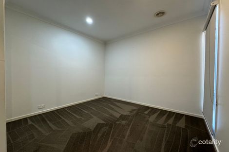 Property photo of 12 Goldeneye Circuit Werribee VIC 3030