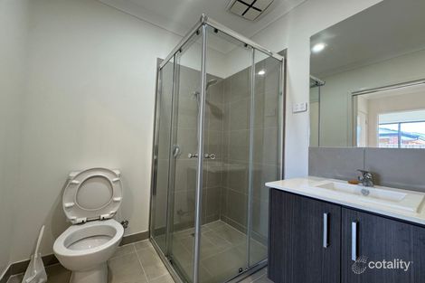 Property photo of 12 Goldeneye Circuit Werribee VIC 3030