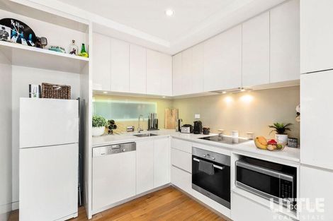 Property photo of 111/101 Bay Street Port Melbourne VIC 3207