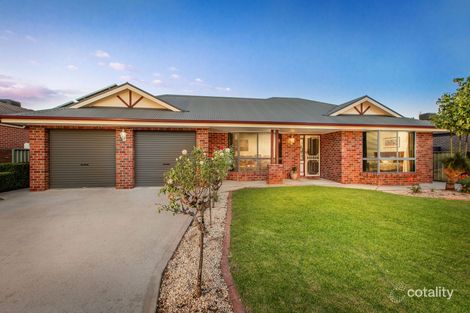 Property photo of 2 Benyon Mews East Albury NSW 2640