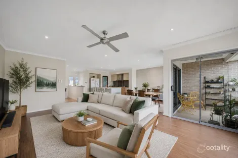 Property photo of 17 Summerview Avenue Yarrabilba QLD 4207