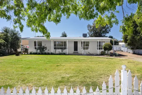 69 Wallace St S, Coolamon, NSW 2701