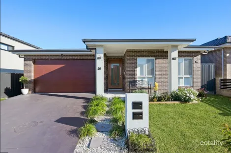 26 Westview St, Campbelltown, NSW 2560