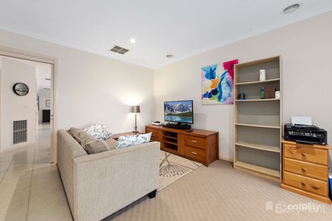 Property photo of 30 Darwin Way Pakenham VIC 3810