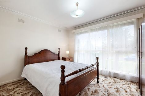 Property photo of 28 Kenneth Street Bulleen VIC 3105