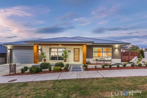 6 Cocoparra Cres, Crace, ACT 2911