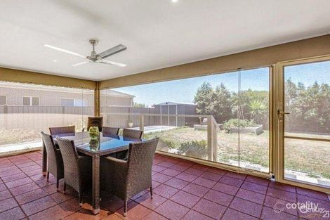 Property photo of 4 Villiers Drive Point Cook VIC 3030