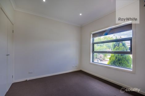 Property photo of 1/25 Crookston Road Reservoir VIC 3073