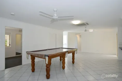 Property photo of 10 Benjamin Court Glen Eden QLD 4680