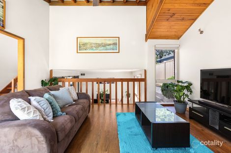 Property photo of 25 Freeland Grove Jacana VIC 3047