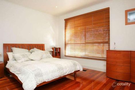 Property photo of 8 Glencara Close Westmeadows VIC 3049