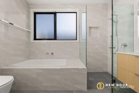 Property photo of 40 Inge King Crescent Whitlam ACT 2615