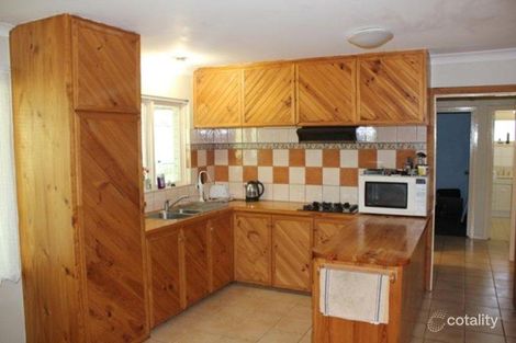Property photo of 24 Moir Place Midvale WA 6056
