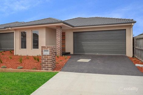 4/4 Regal Pl, Somerville, VIC 3912