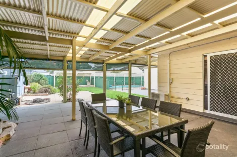 Property photo of 4 Meadowvale Road Modbury SA 5092