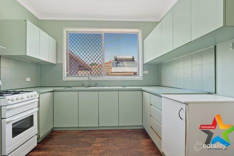 8 Steele St, Eden Hill, WA 6054