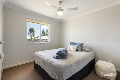 Property photo of 18 Myrtleford Crescent Cambooya QLD 4358