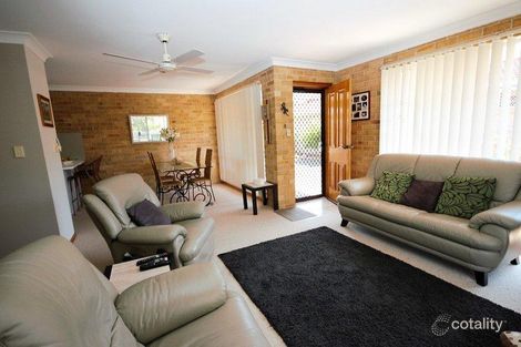Property photo of 2/92 Goldens Road Forster NSW 2428