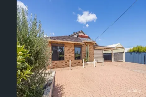 4 Parin Rd, Marangaroo, WA 6064