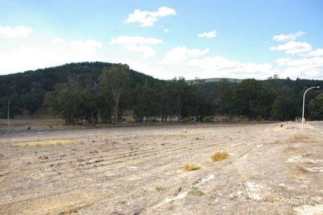 9 Hitchcock Dr, Nannup, WA 6275