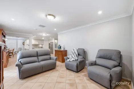 Property photo of 25 Dungara Crescent Glenmore Park NSW 2745