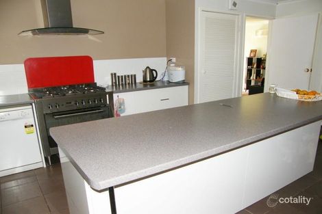Property photo of 14 Canal Road Paynesville VIC 3880