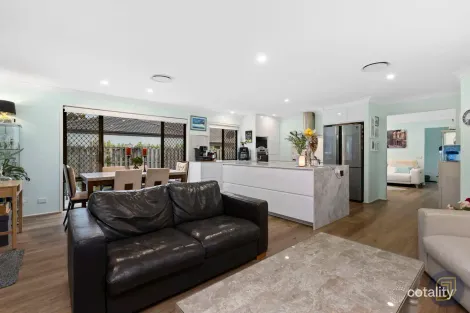 Property photo of 38 Macaranga Crescent Carseldine QLD 4034