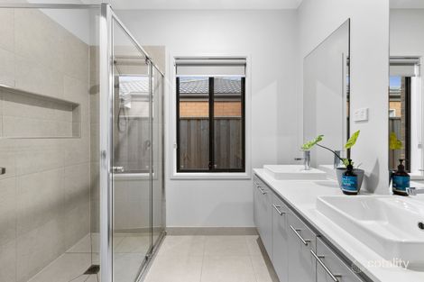 Property photo of 34 Roosevelt Road Mount Duneed VIC 3217
