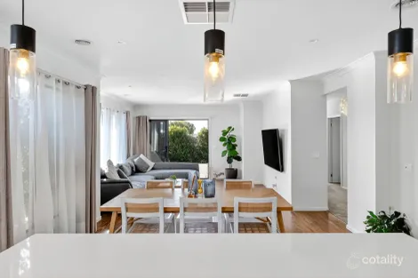 Property photo of 23 Abode Street Armstrong Creek VIC 3217