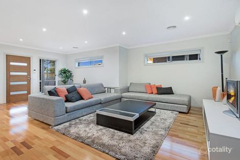 Property photo of 2/107 Windella Crescent Glen Waverley VIC 3150