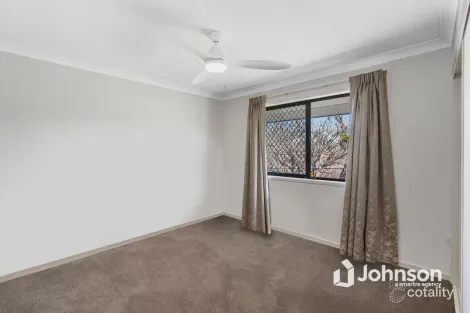 Property photo of 23 Hilltop Crescent Flagstone QLD 4280