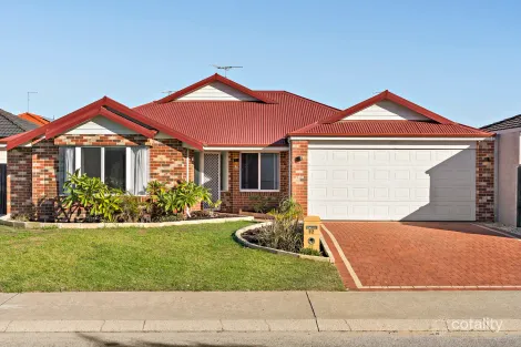 12 Quandong Pkwy, Halls Head, WA 6210