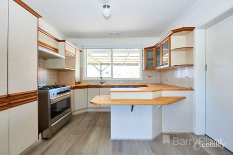 Property photo of 30 Dangerfield Drive Springvale South VIC 3172