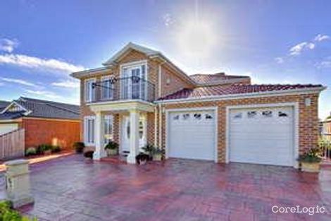 Property photo of 10 Golden Grove Springvale South VIC 3172