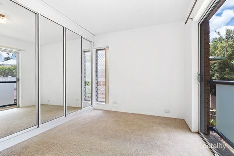 Property photo of 2/57 Roseby Avenue Clayfield QLD 4011