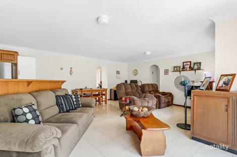 Property photo of 1/19 Risbey Place Bligh Park NSW 2756