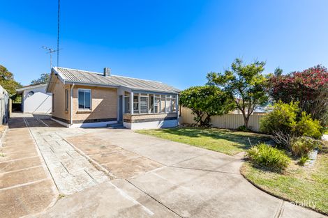 24 Davis Ave, Christies Beach, SA 5165