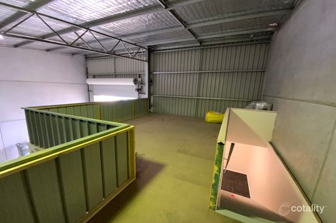 Property photo of 2/26-30 Stenhouse Drive Cameron Park NSW 2285