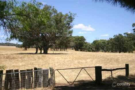 8 Mckenzie Rd, Williams, WA 6391