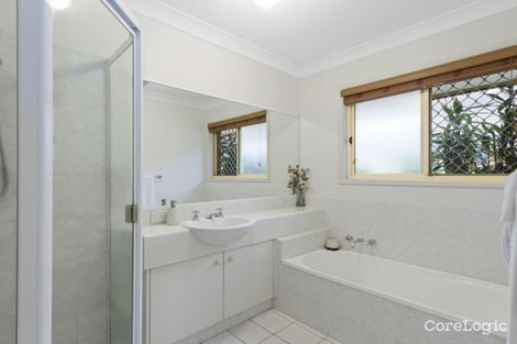 Property photo of 2/31 Thornleigh Crescent Varsity Lakes QLD 4227