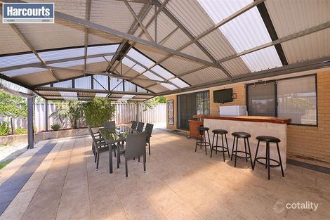 Property photo of 11 Ornata Bend Banksia Grove WA 6031