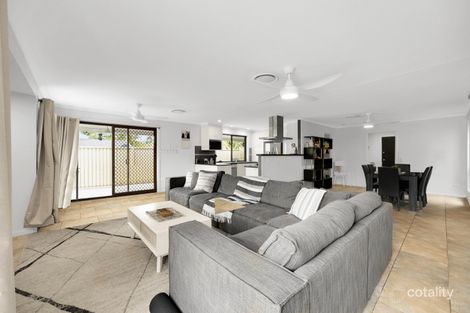 9 Studio Dr, Oxenford, QLD 4210