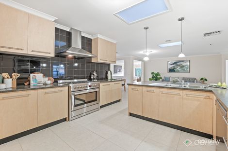 Property photo of 20 Friuli Place Skye VIC 3977