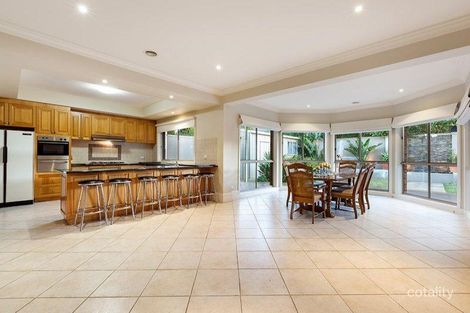 Property photo of 25 The Lakes Boulevard South Morang VIC 3752