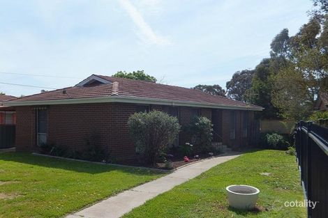 17 Truscott Ave, California Gully, VIC 3556