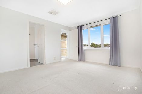 Property photo of 8 Ronald Court Watsonia North VIC 3087