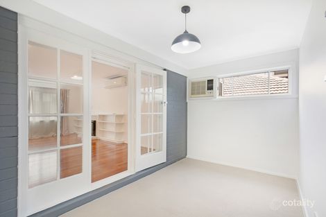 Property photo of 8 Ronald Court Watsonia North VIC 3087
